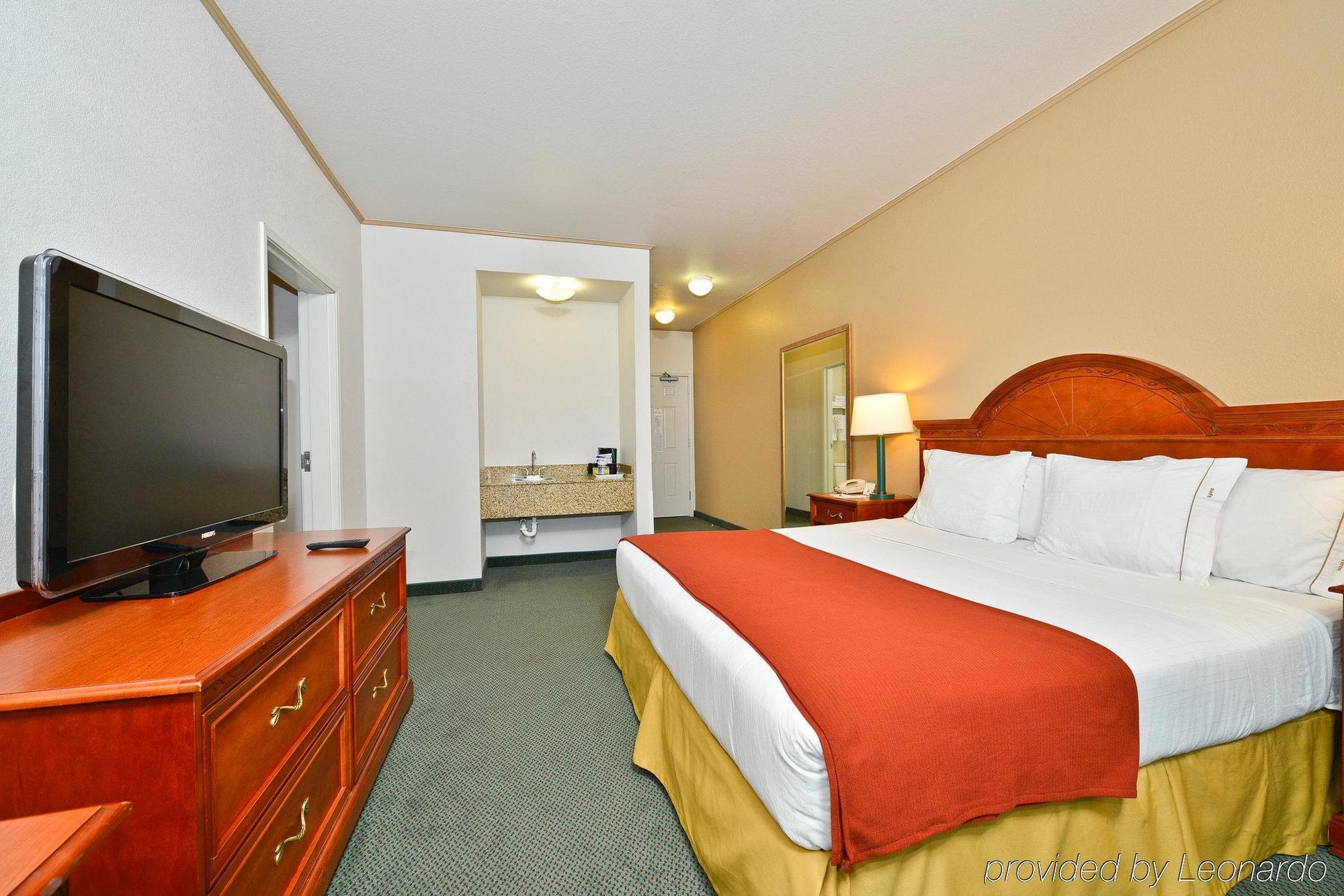Express & Tacoma South - By Ihg Hotel Lakewood