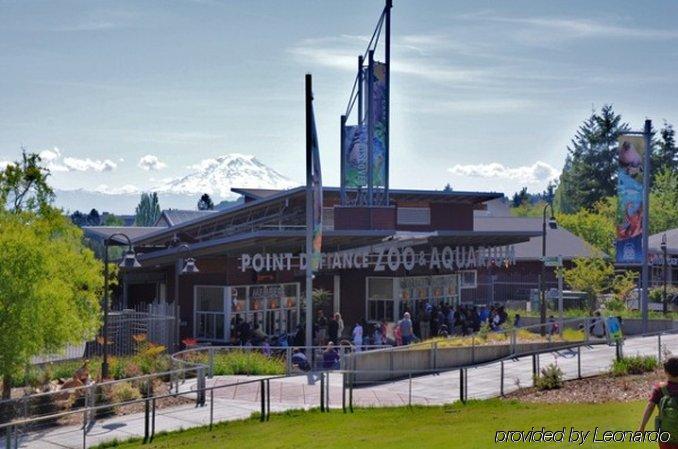 Hotel Express & Tacoma South - By Ihg