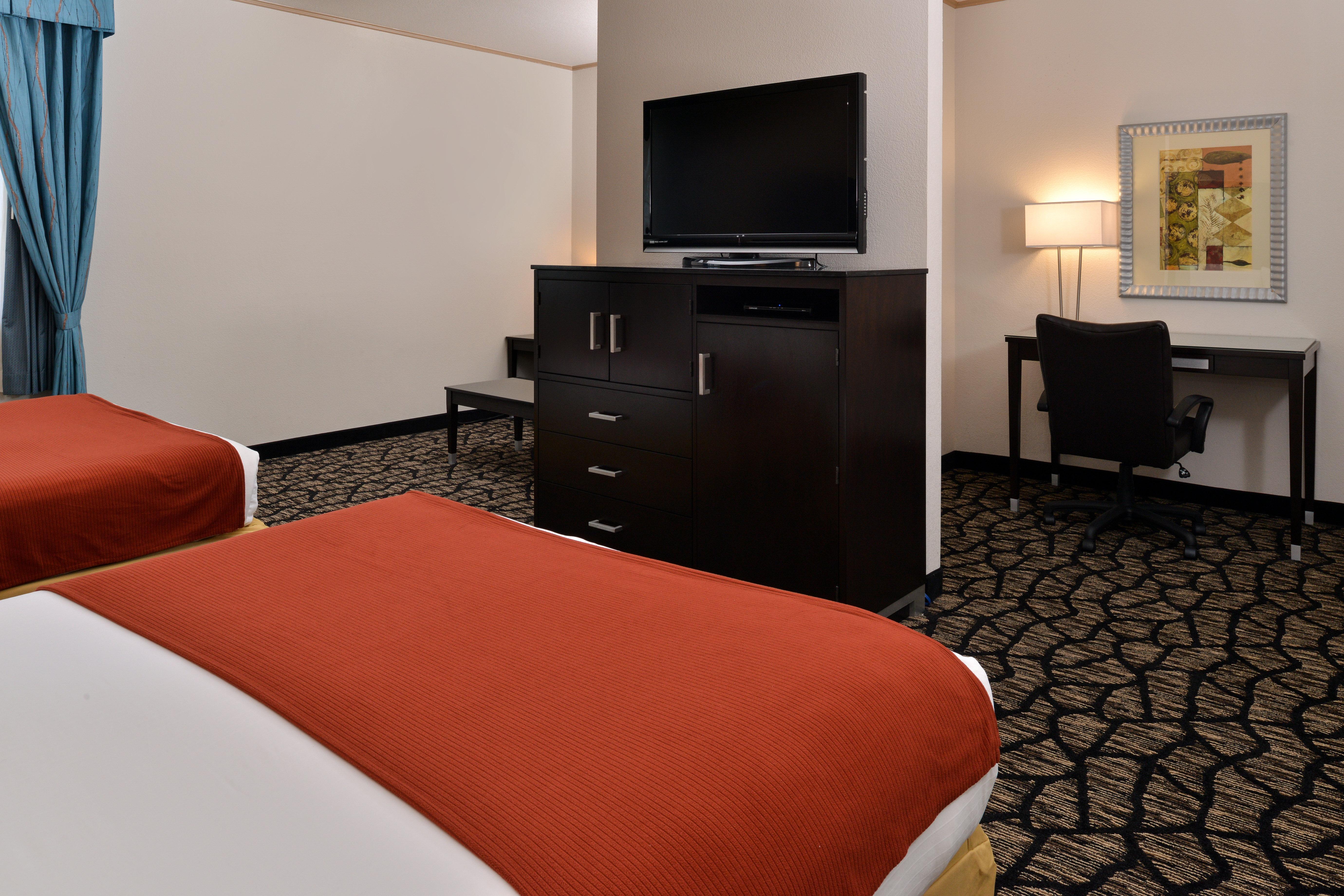 Express & Tacoma South - By Ihg Hotel 2*